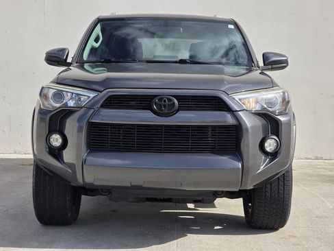 Used 2018 Toyota 4Runner SR5 RWD image 7