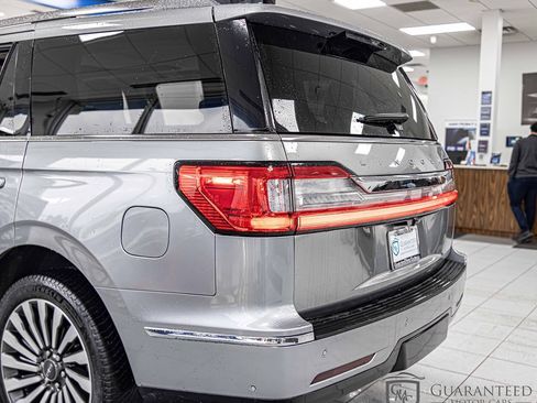 Used 2021 Lincoln Navigator Reserve w/ Luxury Package AWD/4WD image 14