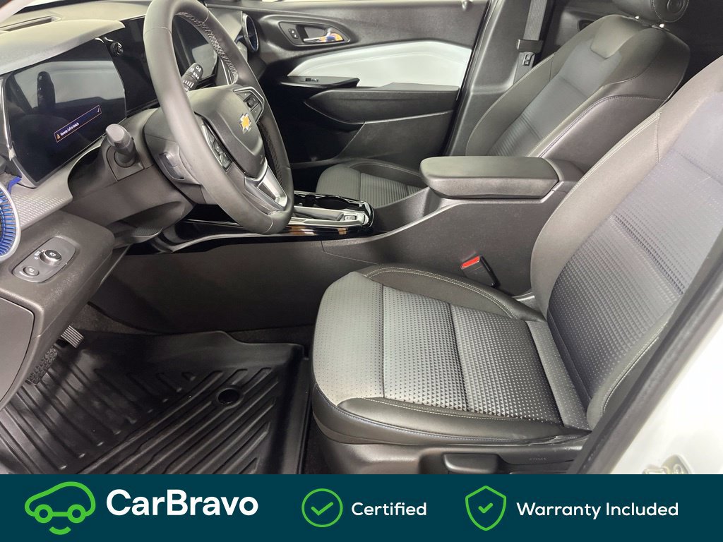 Certified 2025 Chevrolet Trax LT w/ Driver Confidence Package FWD image 18