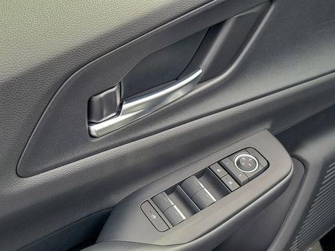 New 2026 Toyota Prius Plug-In Hybrid image 16