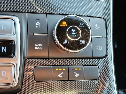 Used 2022 Hyundai Santa Fe SEL image 25