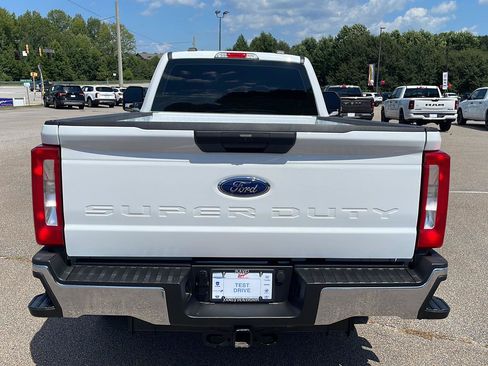 Used 2025 Ford F250 XL w/ XL Chrome Package RWD image 4
