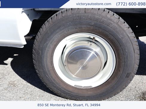 Used 2003 Ford E-350 and Econoline 350 XL image 22