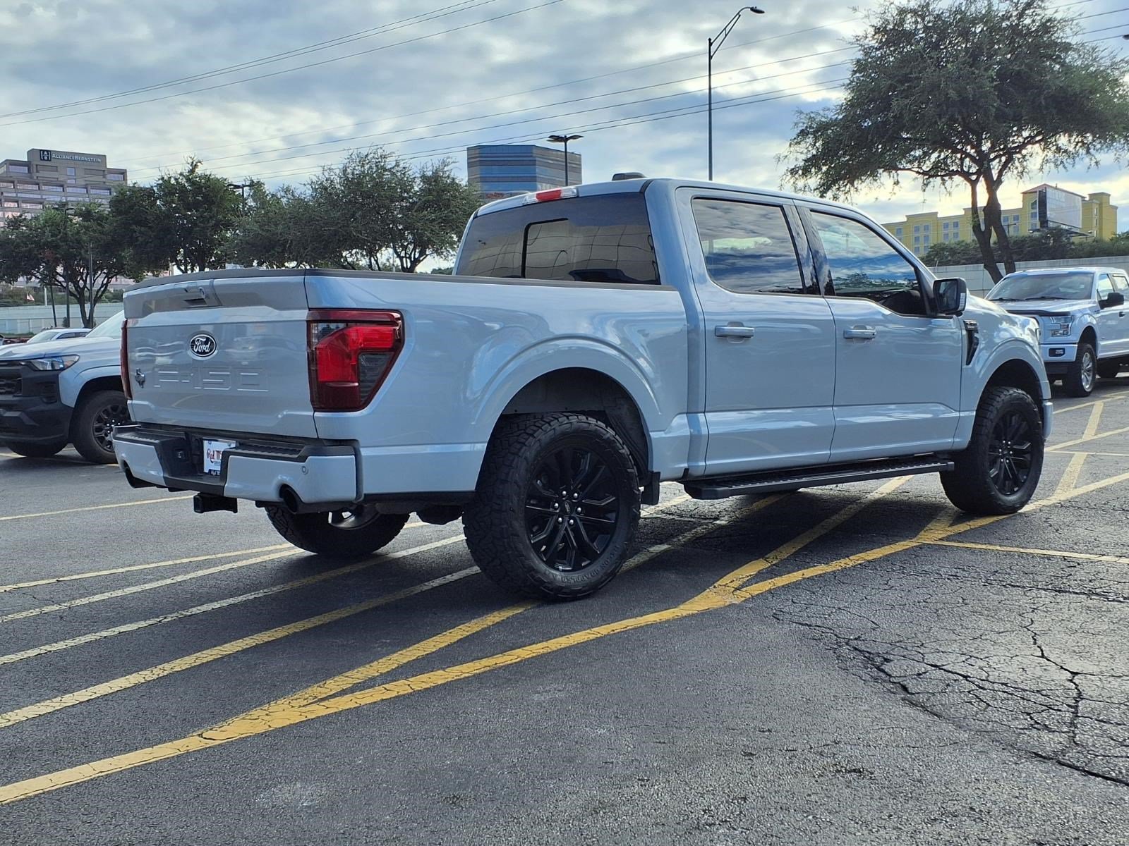 Used 2024 Ford F150 XLT w/ Equipment Group 302A MID RWD image 6