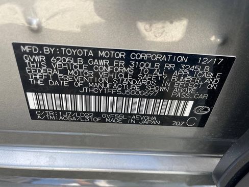 Used 2018 Lexus LS 500h AWD image 36