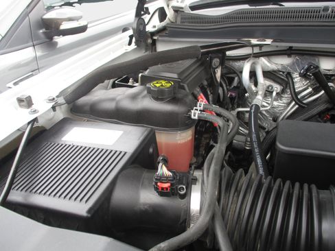 Used 2017 Chevrolet Tahoe Premier image 37