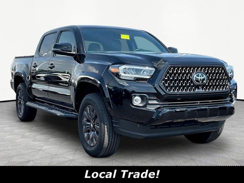 Used 2023 Toyota Tacoma Limited w/ Nightshade Package AWD/4WD image 3