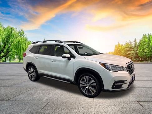 Certified 2022 Subaru Ascent Limited w/ Technology Package image 2