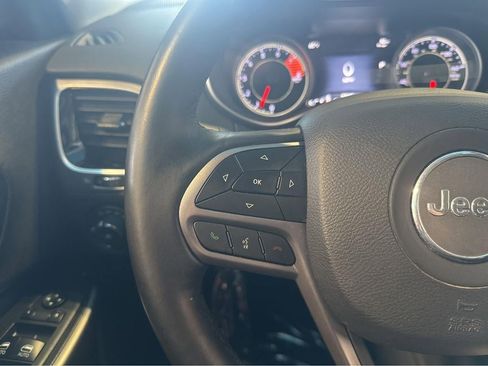 Used 2019 Jeep Cherokee Limited AWD/4WD image 19