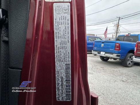 Used 2021 Jeep Wrangler Unlimited Sahara w/ Uconnect 4C Nav & Sound Group image 21