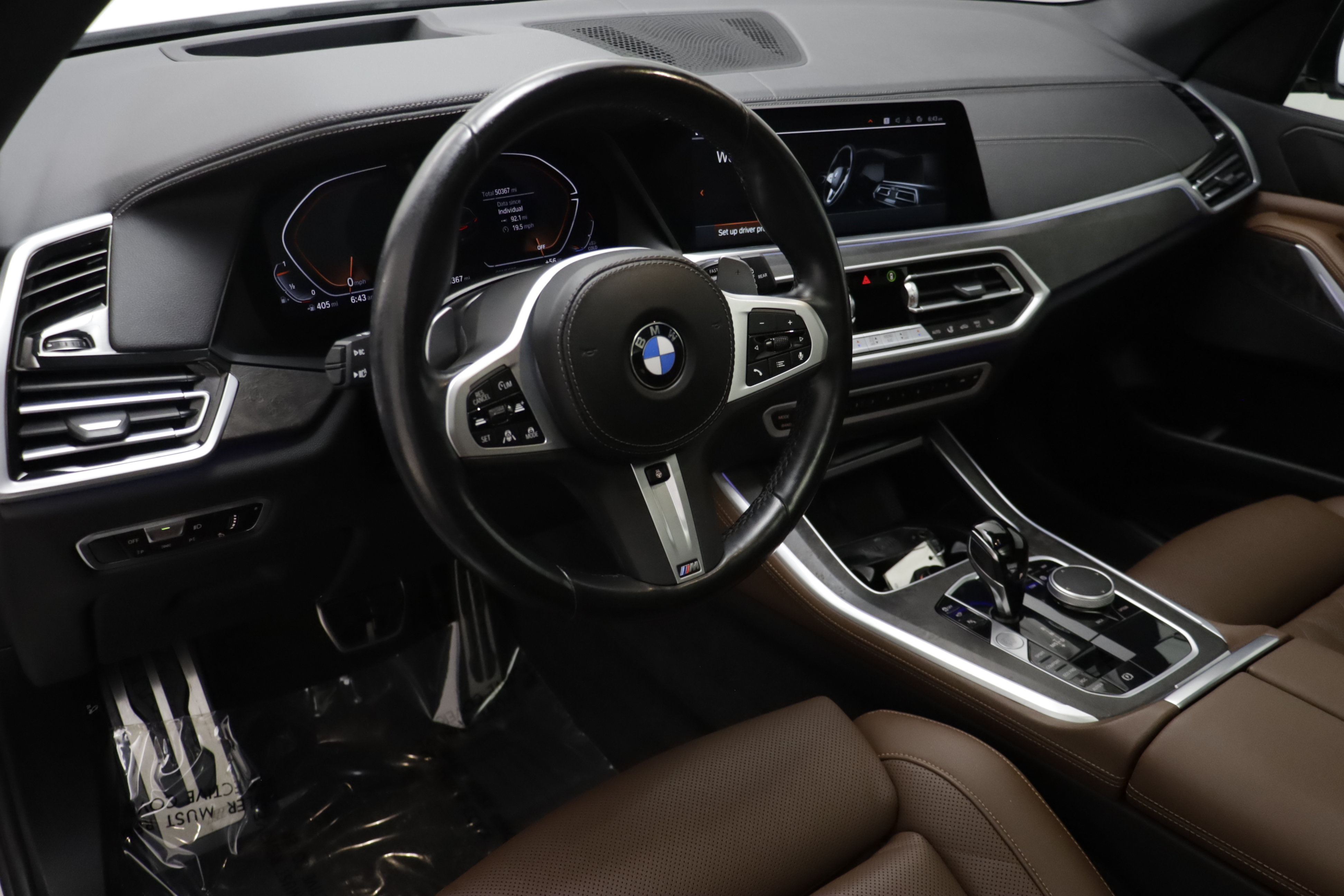 Used 2023 BMW X5 xDrive40i w/ M Sport Package AWD/4WD image 6