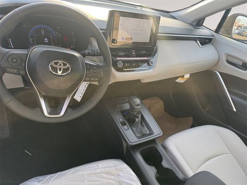 New 2026 Toyota Corolla Cross LE image 10