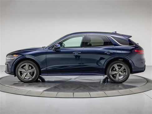 Used 2025 Genesis GV70 3.5T Sport w/ Sport Prestige Package AWD/4WD image 2