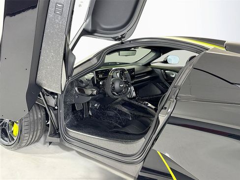 Used 2026 Aston Martin Valhalla AWD/4WD image 12