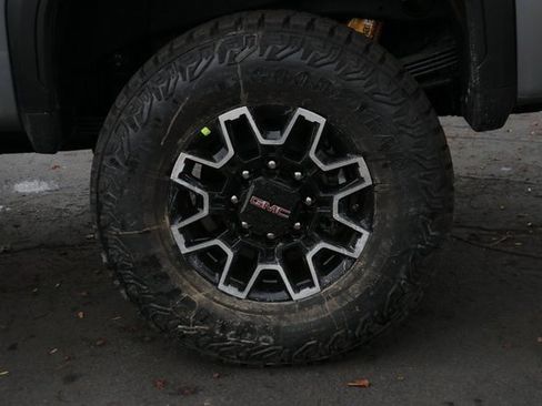 New 2026 GMC Sierra 2500 AT4X image 11