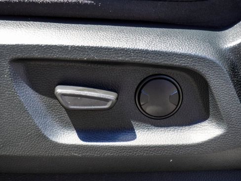 Used 2020 Ford Ranger Lariat w/ Equipment Group 501A Mid image 19