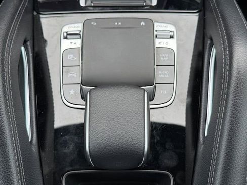 Used 2020 Mercedes-Benz GLE 350 4MATIC w/ Premium Package image 24