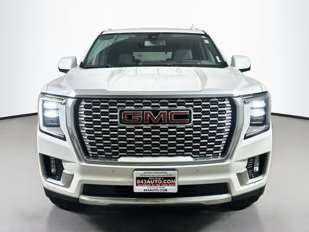 Used 2022 GMC Yukon Denali AWD/4WD image 2