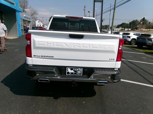 New 2026 Chevrolet Silverado 1500 LTZ w/ LTZ Premium Package AWD/4WD image 7