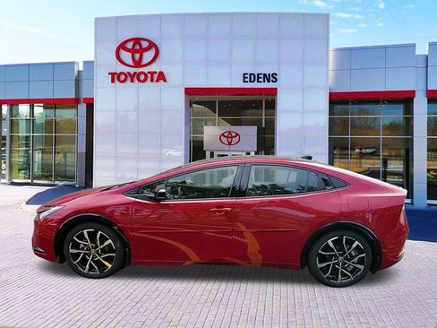 New 2026 Toyota Prius Plug-In Hybrid image 6