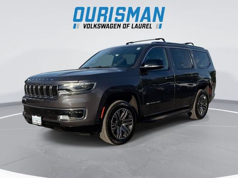 Used 2023 Jeep Wagoneer 4WD w/ Premium Group I image 1