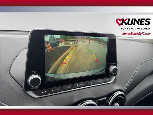 Used 2024 Nissan Sentra SV FWD image 25