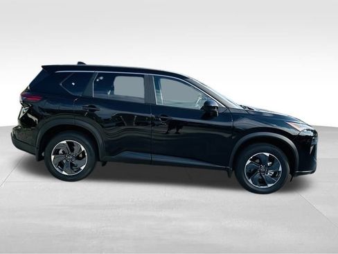 New 2026 Nissan Rogue SV image 9