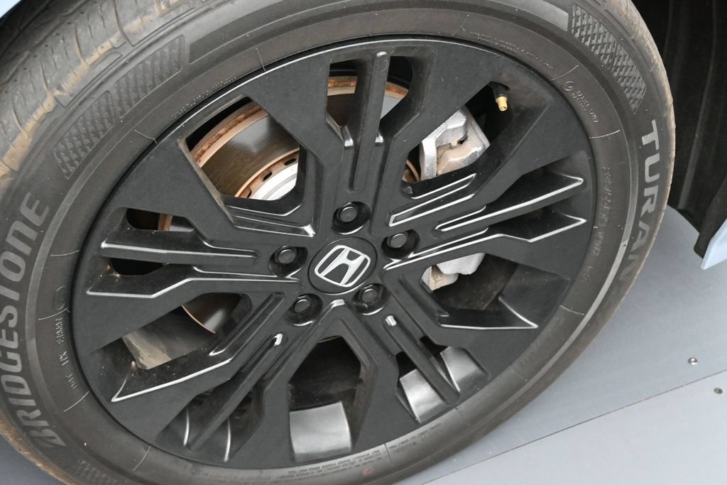 Used 2025 Honda Odyssey Sport-L image 20
