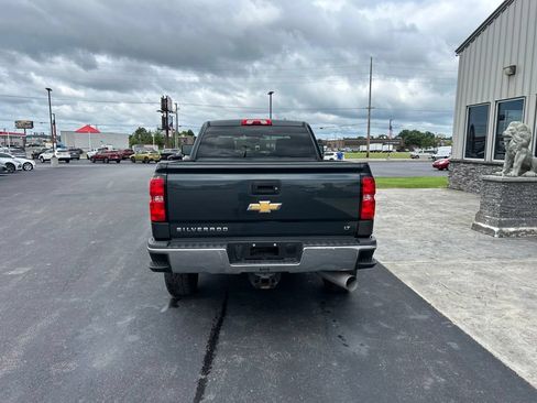 Used 2017 Chevrolet Silverado 2500 LT w/ LT Fleet Convenience Package AWD/4WD image 4