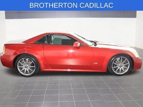 Used 2008 Cadillac XLR V RWD image 8
