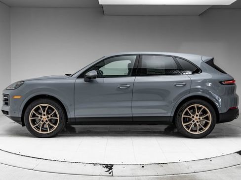 New 2026 Porsche Cayenne AWD/4WD image 2