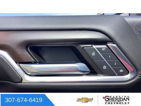Used 2024 GMC Sierra 2500 Denali w/ Technology Package AWD/4WD image 24