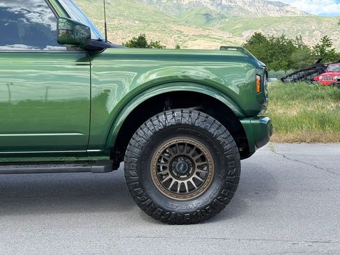 Used 2023 Ford Bronco Wildtrak AWD/4WD image 3