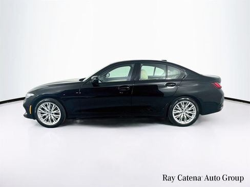 Used 2023 BMW 330i xDrive Sedan w/ Premium Package AWD/4WD image 4