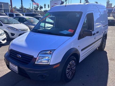 Used 2010 Ford Transit Connect XL image 3