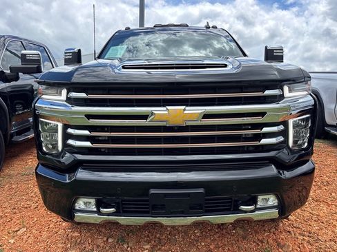 Used 2022 Chevrolet Silverado 2500 High Country w/ Z71 Off-Road Package AWD/4WD image 10