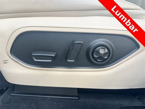 Used 2023 Jeep Grand Cherokee L Limited image 6