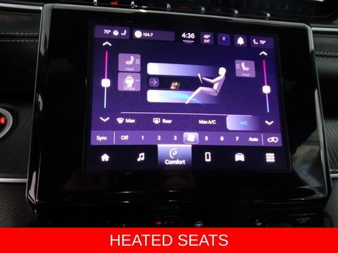 Certified 2025 Jeep Grand Cherokee Laredo X w/ Luxury Tech Group I AWD/4WD image 15