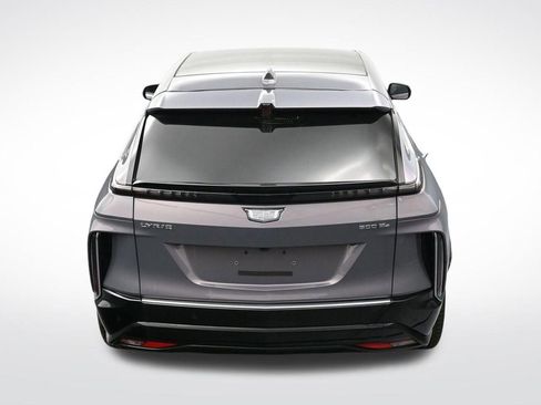 Used 2025 Cadillac Lyriq Luxury AWD/4WD image 19