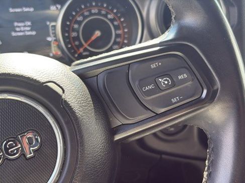 Used 2022 Jeep Wrangler Unlimited Sport image 16