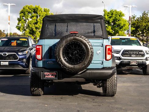 Used 2021 Ford Bronco Black Diamond image 15