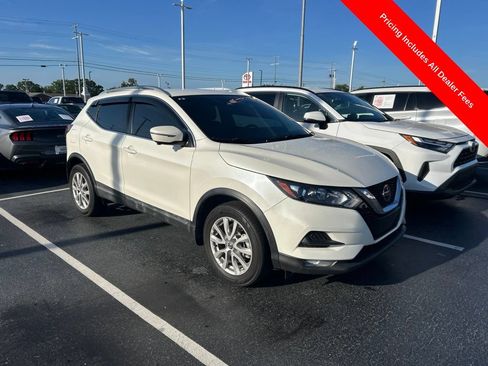 Used 2020 Nissan Rogue Sport SV w/ Technology Package AWD/4WD image 1