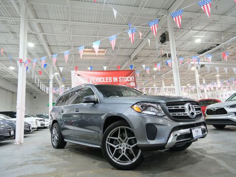 Used 2017 Mercedes-Benz GLS 450 4MATIC w/ Premium Package image 2