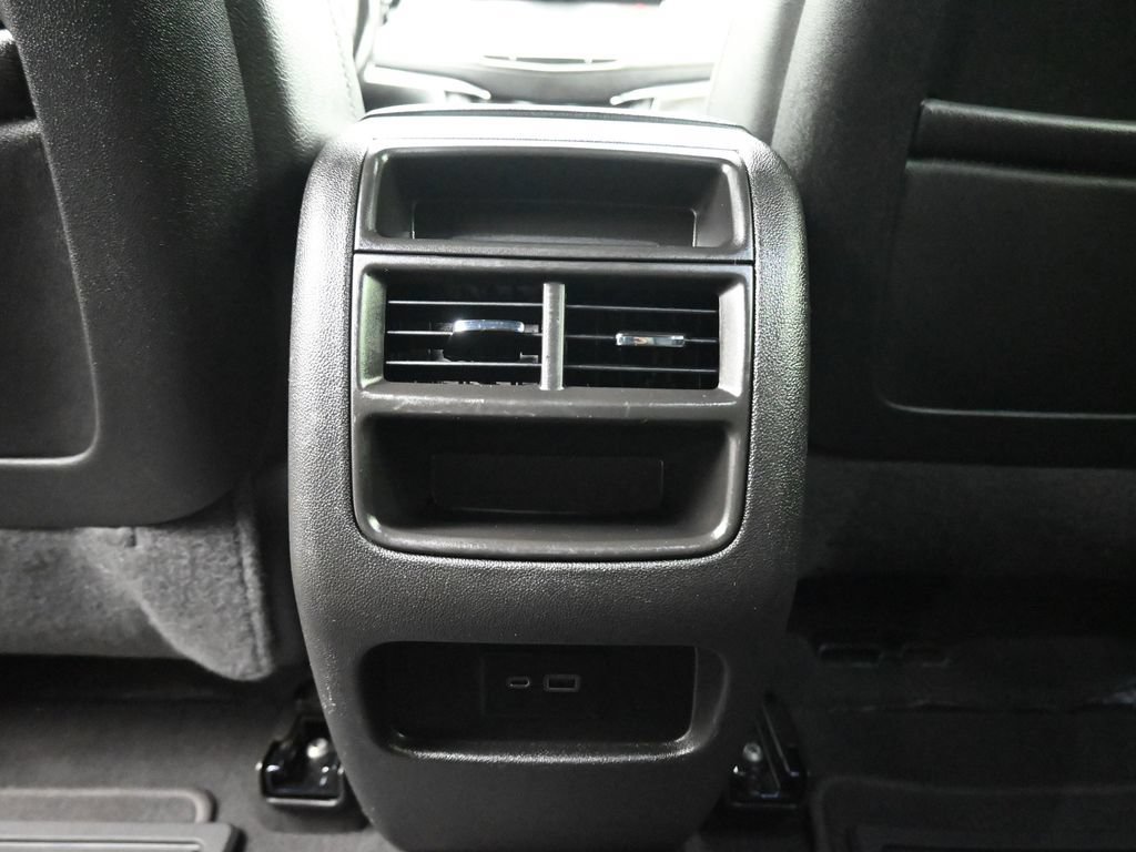 Used 2020 Cadillac XT5 Luxury FWD image 33