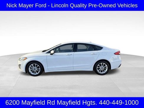 Used 2020 Ford Fusion SE image 4