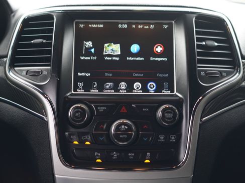 Used 2014 Jeep Grand Cherokee SRT AWD/4WD image 13