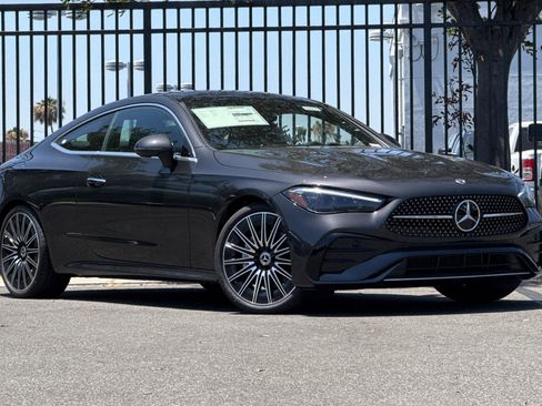 New 2025 Mercedes-Benz CLE 300 4MATIC Coupe image 2