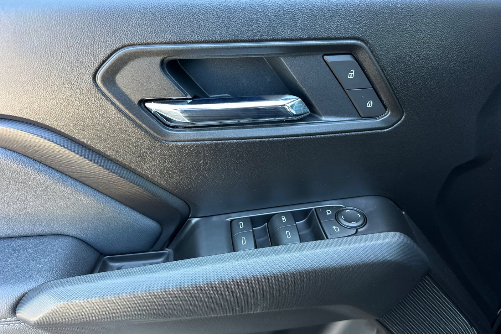 New 2026 Chevrolet Colorado LT w/ LT Convenience Package RWD image 11