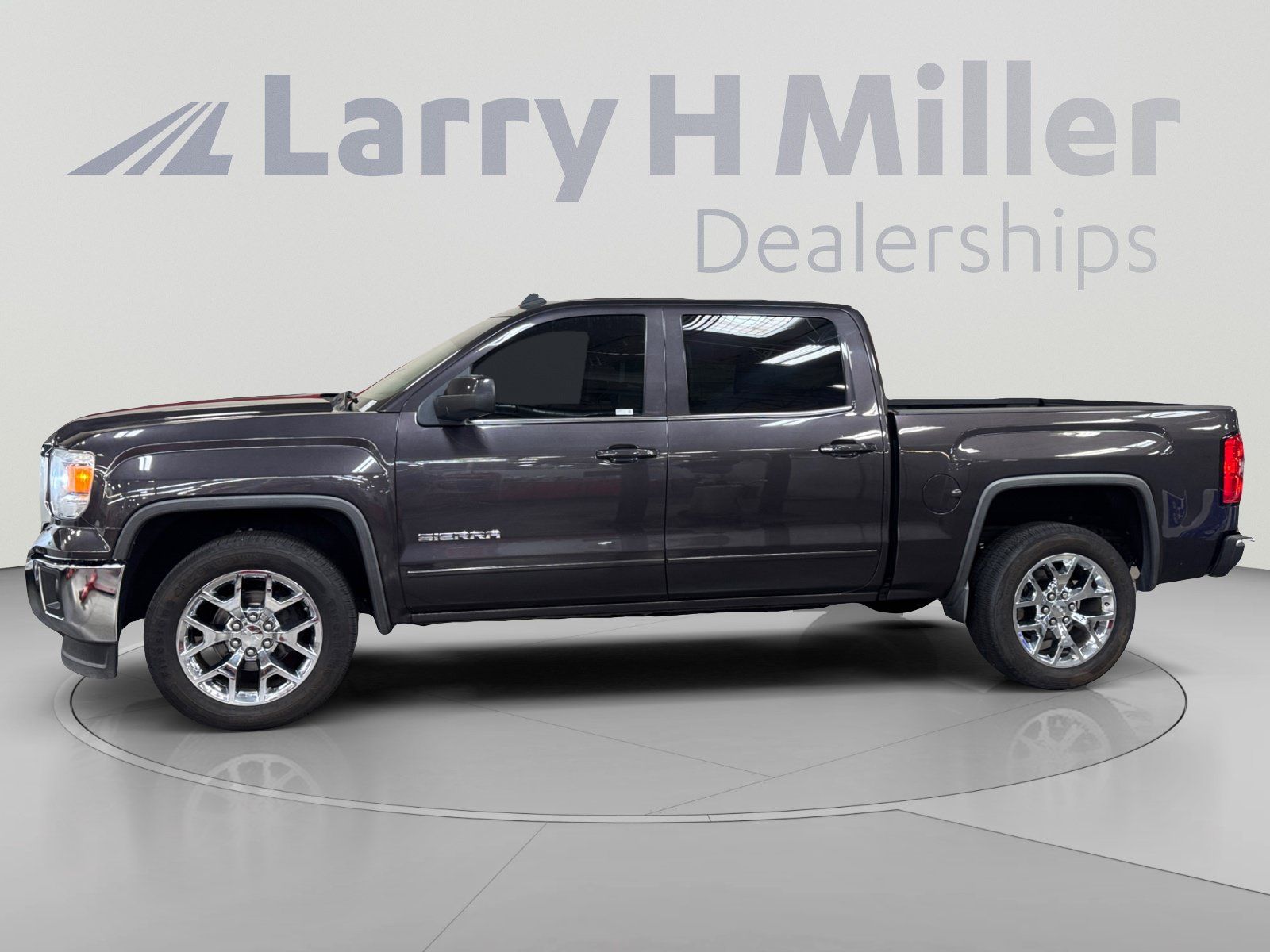 Used 2014 GMC Sierra 1500 SLE w/ SLE Value Package RWD image 2