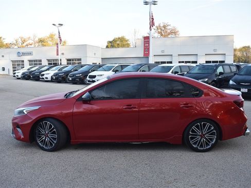 Used 2023 Kia Forte GT image 3